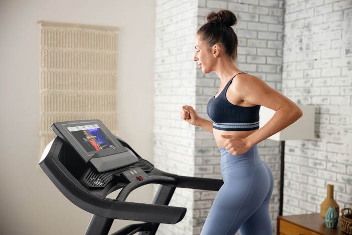 ProForm Carbon T14 – Treadmill.com